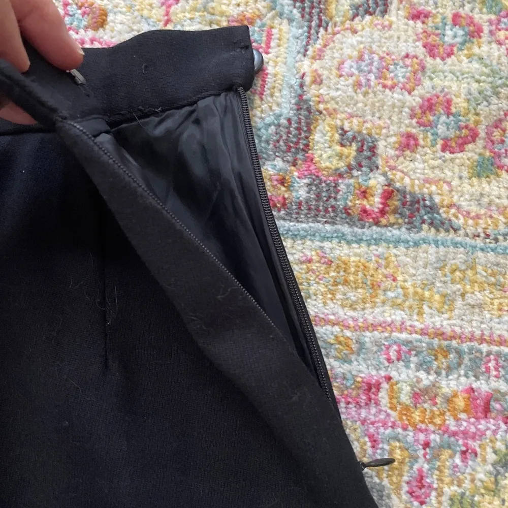 Classic Ralph Lauren straight long black skirt Size 4 - Image 4