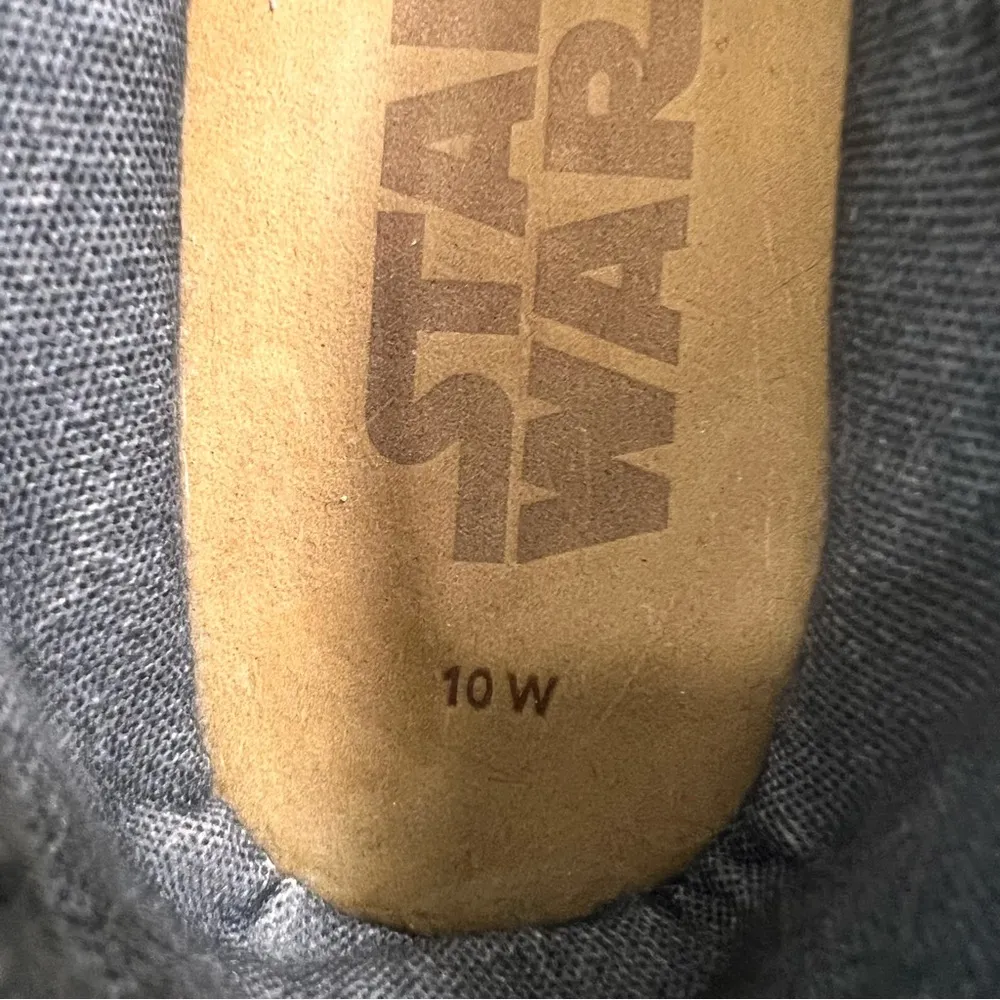 Disney's Baby Yoda Shoes - Image 4