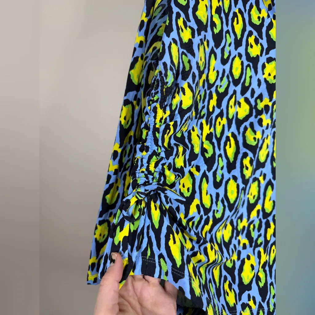 IBKUL GEMMA Periwinkle Multi Leopard Long Sleeve Mock Golf Shirt Size Large Green - Image 8