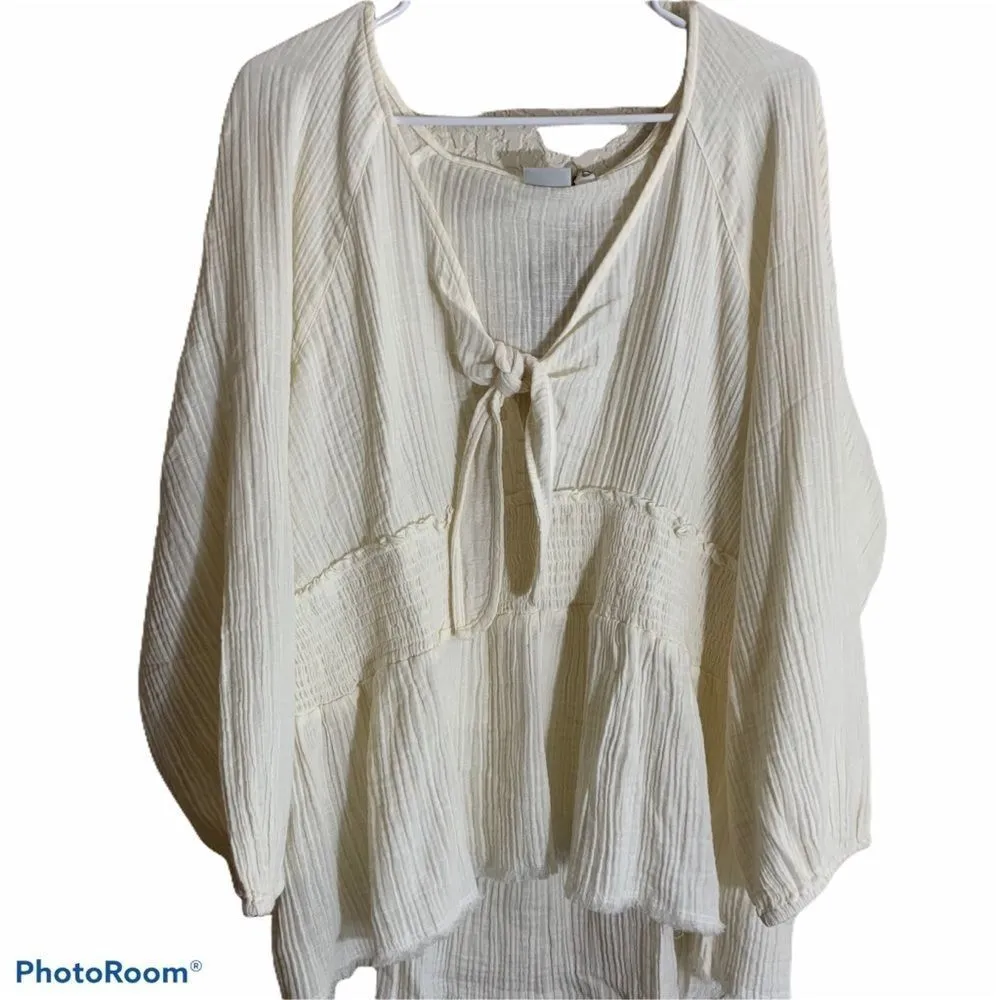 TRUE CRAFT Plus Size Smock Waist Peasant Top in Ivory Bow Tie Detail‎ Blouse 2X - Image 2