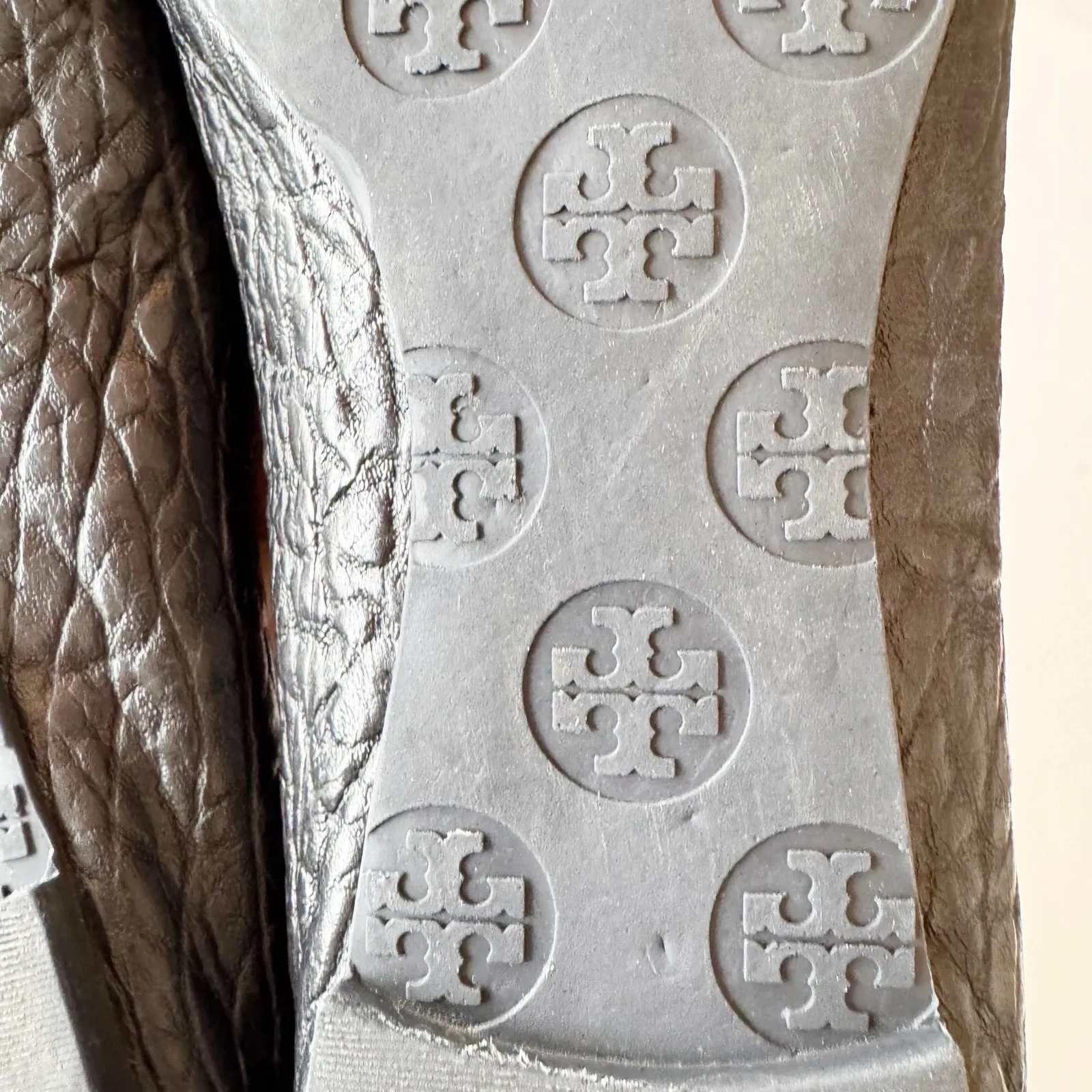 Tory Burch Reva Ballet Flat Matte Black Croc Embossed Leather Logo Size 8 Womens - Image 12