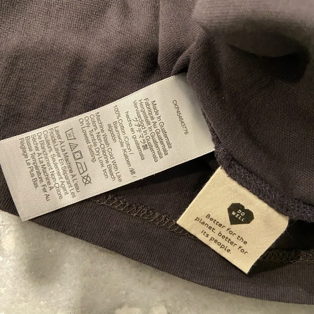 NWOT Madewell Size XS Charcoal Gray Short Sleeve Crew Split Hem Pocket Tee Shirt - Image 8