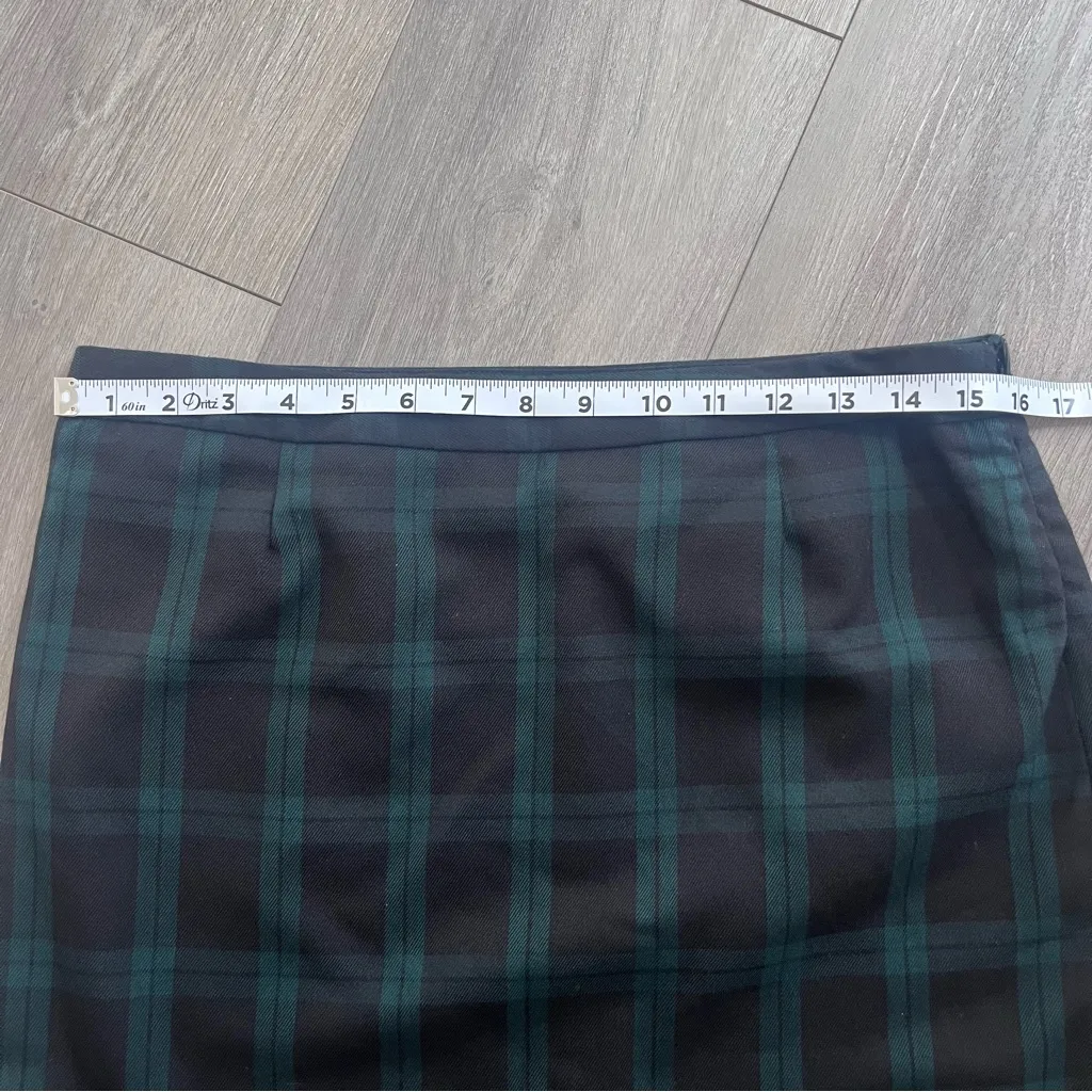 Gap Black and Green Plaid Women's Mini Skirt 6 - Image 6