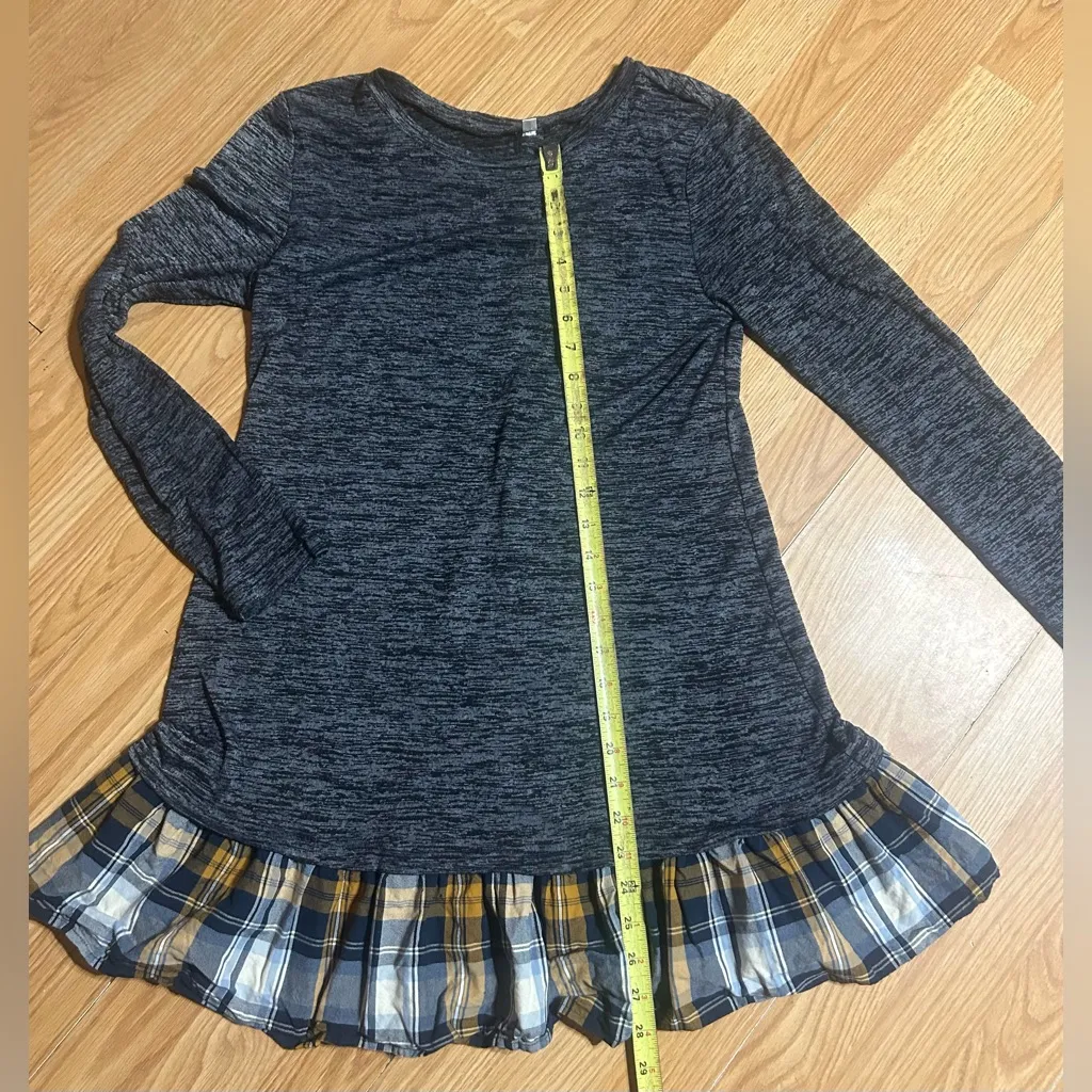 Gray Long Sleeve Dress with Plaid Hem Size M - Image 4