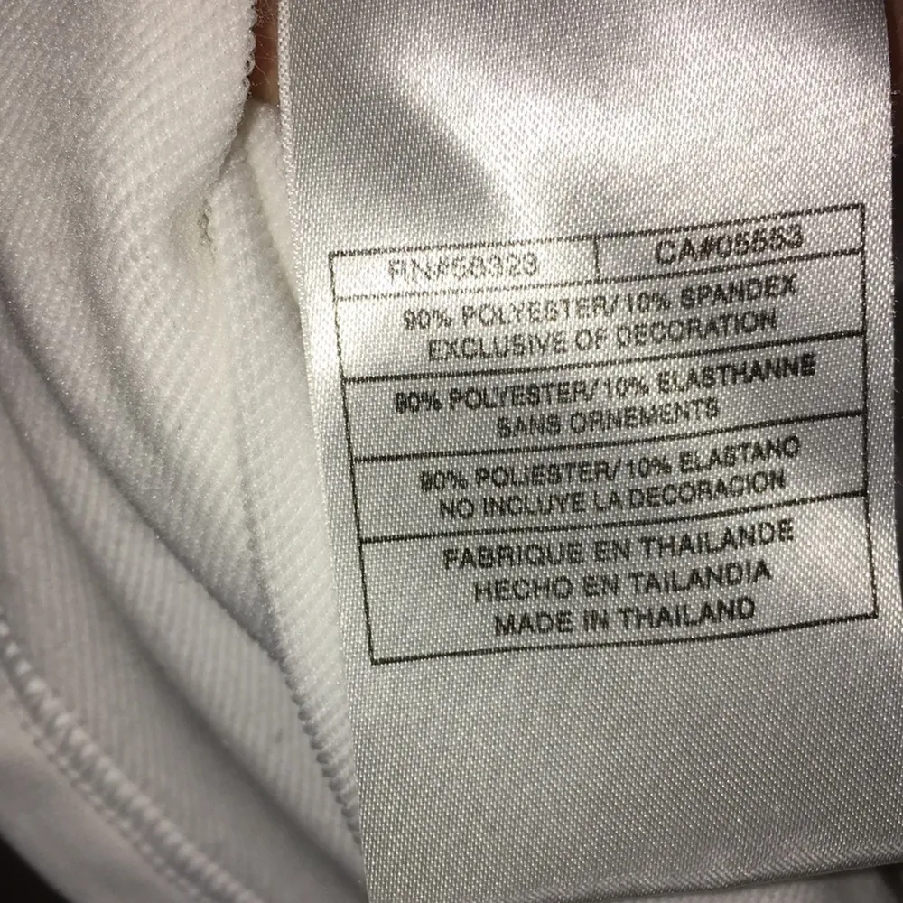 Nike compression shirt size medium​​​​ - Image 9