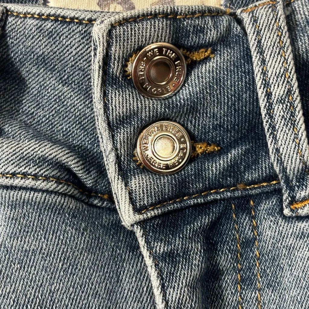 We The Free Jeans Women's junior 24 Slim Fit Bootcut Med Wash Blue Denim Boho - Image 6