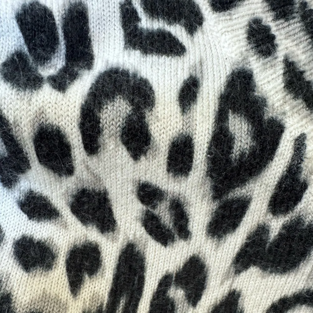 Kim Rogers Black and White Super Soft and Cozy Animal Print Sweater - Image 3