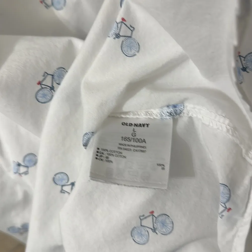 Old Navy-Classic Button Down Shirt EUC - Image 5