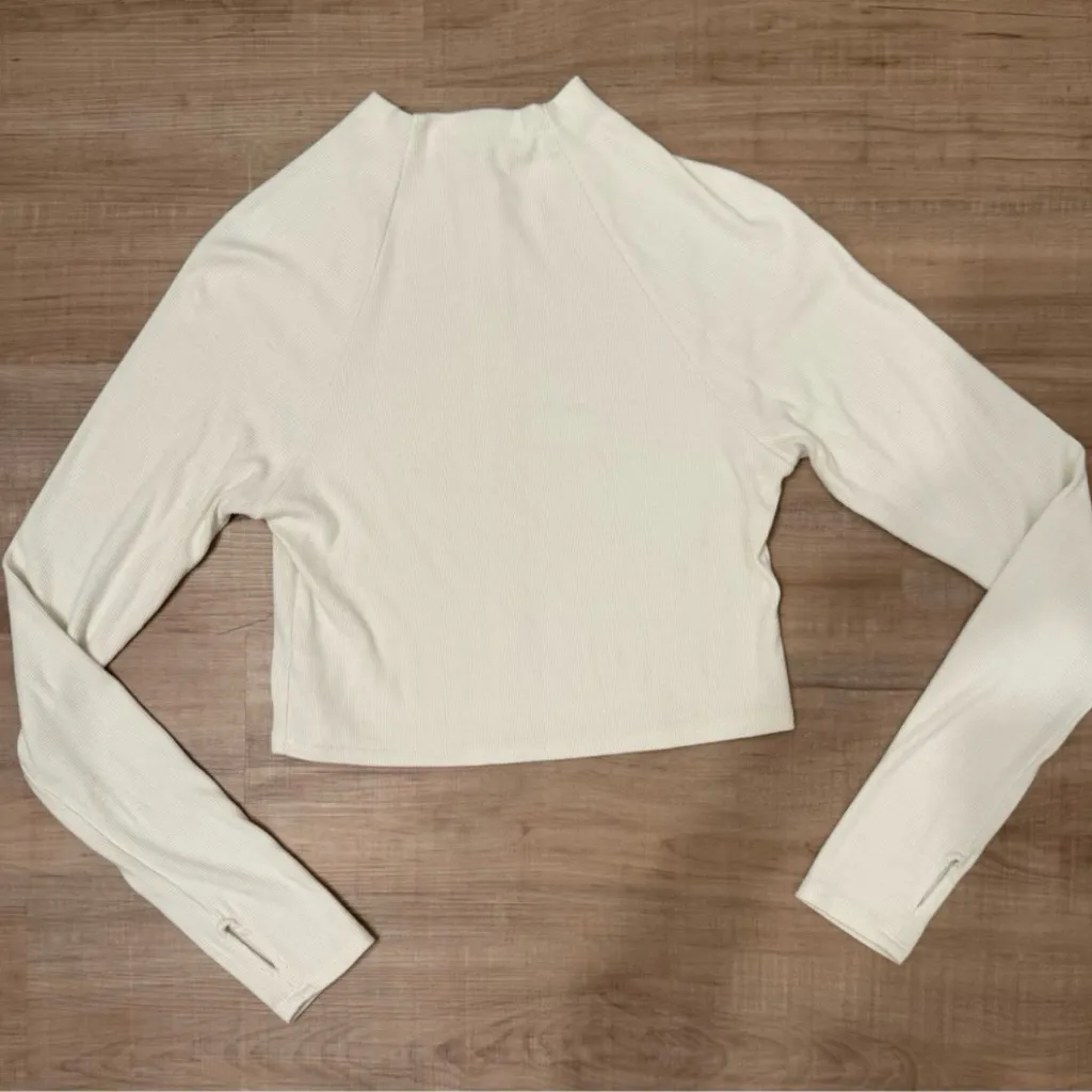 Joah Brown Full Zip Top! - Image 3