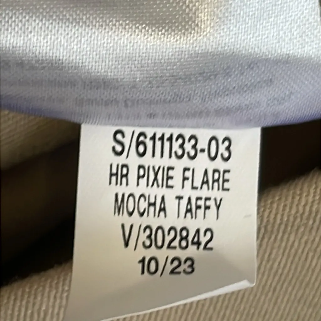 Old Navy Tan High Rise Pixie Flare Pants - Image 8