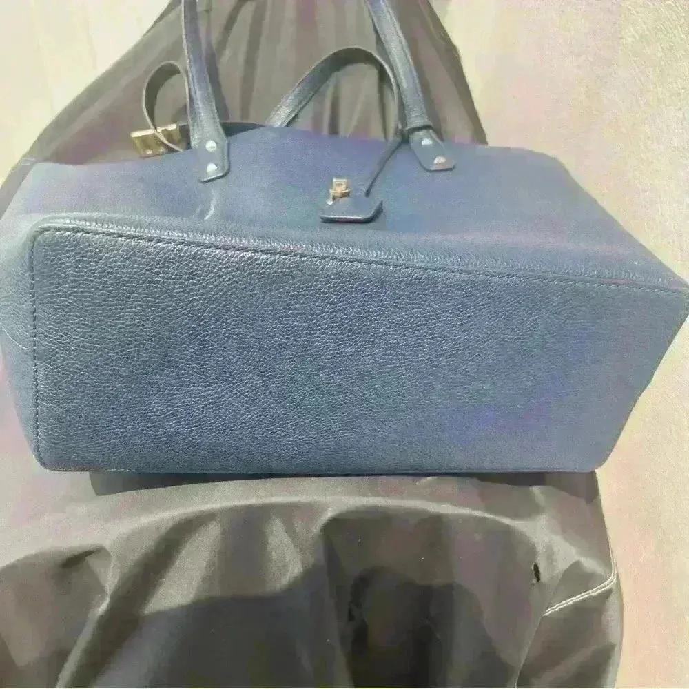 Michael Kors  Navy Blue Karson Large Carry All Leather  Tote - Image 6