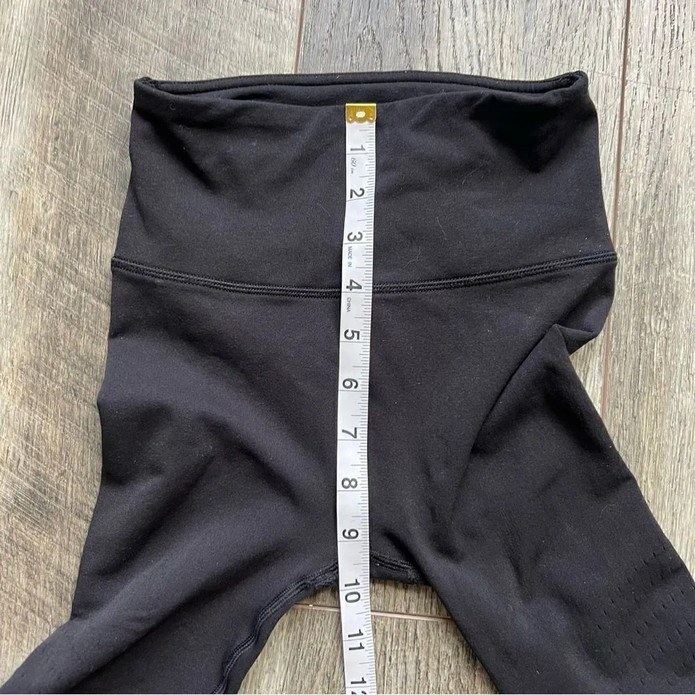Lululemon High Rise Reveal Precision Tights in Black Size 2 Laser Cut Mesh Leg - Image 7