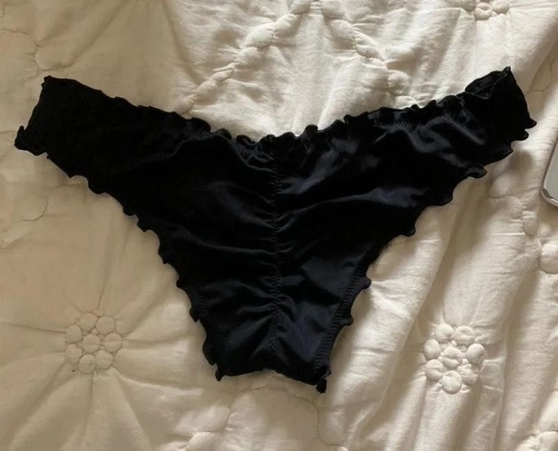 Target ruffled bathing suit bottoms - Image 3