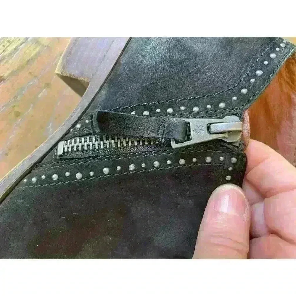 Lucky Brand Women's Sz 8 Benna Black Studded Suede Ankle Boots Bootie - Image 11