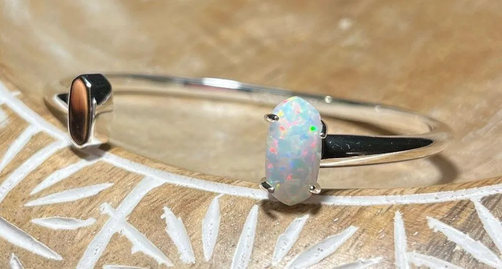 Kendra Scott Vada Silver Cuff Bracelet in White Kyocera Opal RARE - Image 2