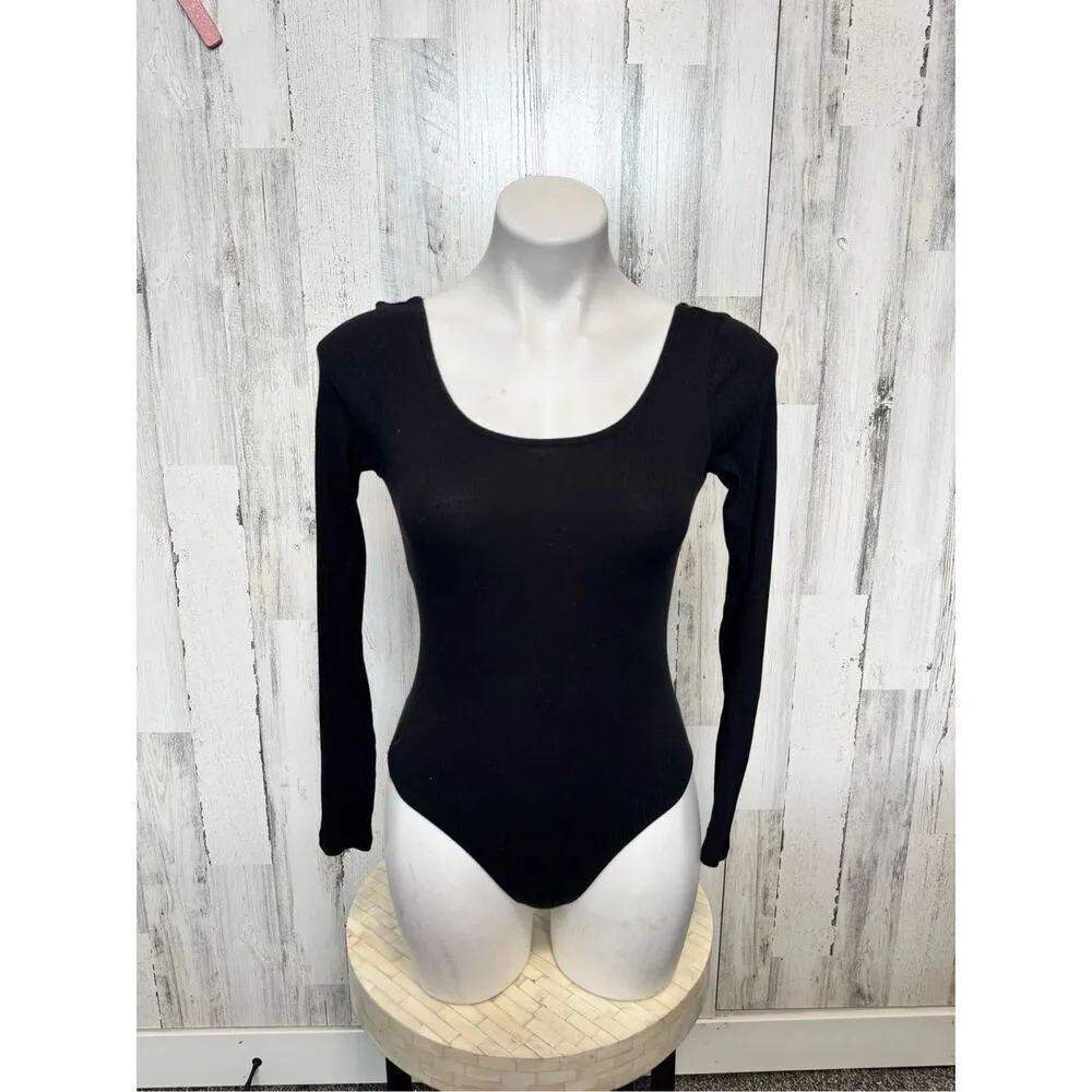 H&M black bodysuit long sleeve size medium - Image 6