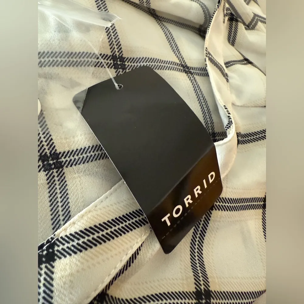 Torrid Peplum Georgette Button Up Sleeveless Top Tie-Front Blouse Striped NWT 5X - Image 3