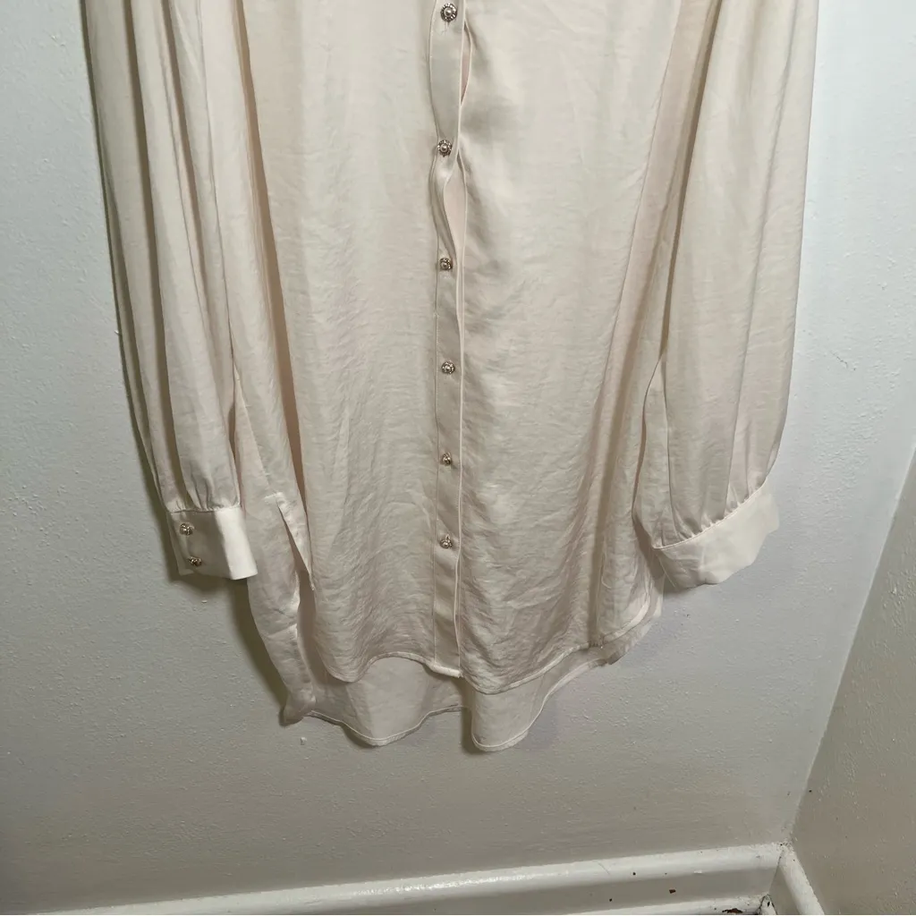 Express Button Down Blouse Cream Satin Pearl Buttons XL - Image 5