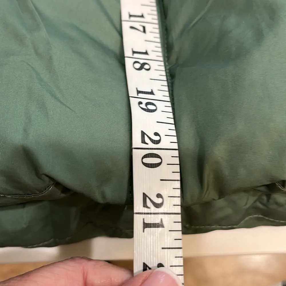 Altar’d State green puffer jacket/vest - Image 9