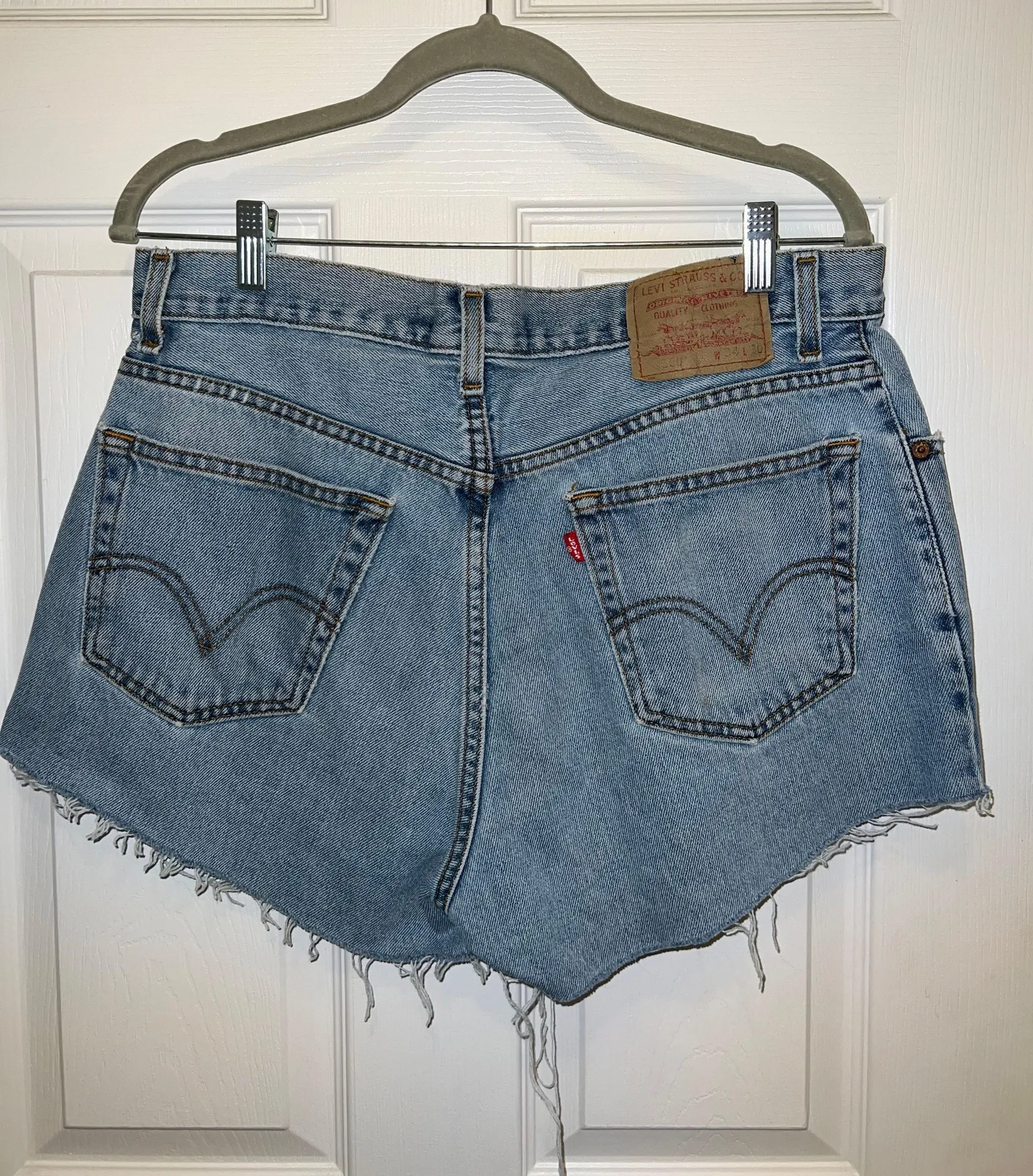 Levi’s 560 Denim Shorts - Image 2