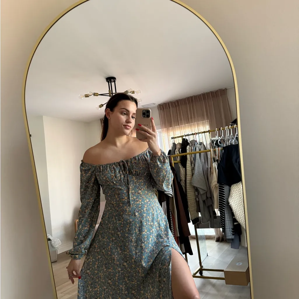 Floral Midi Long Sleeve Dress Green Size undefined - Image 2