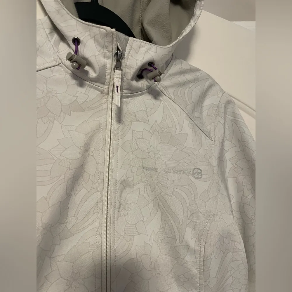 New free country size M snow/rain jacket - Image 2