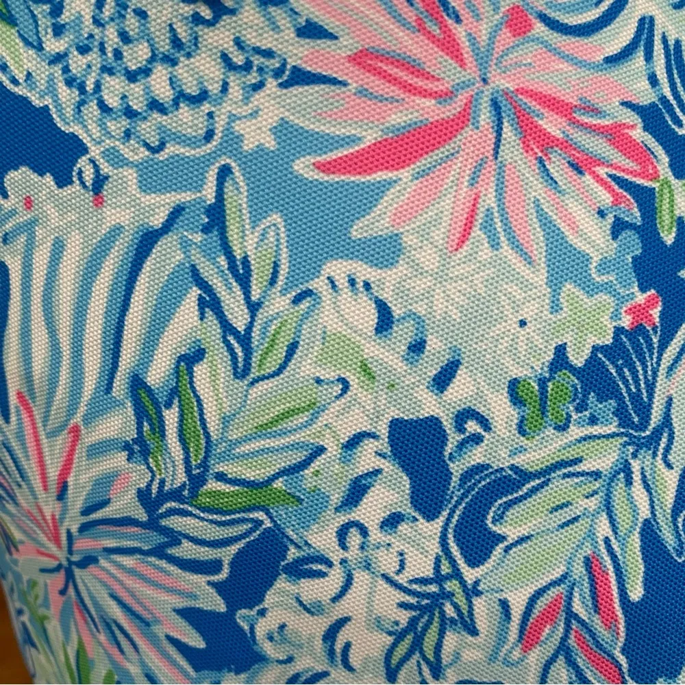 Lilly Pulitzer NWT LILLY PULLITZER Lion Around Beach Cooler Thermal Bag - Image 8