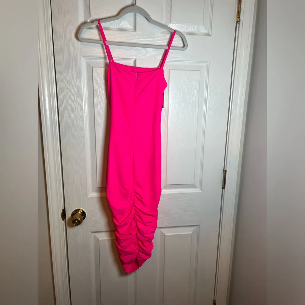 New superdown Yovanna Midi Dress in Hot Pink - Image 6