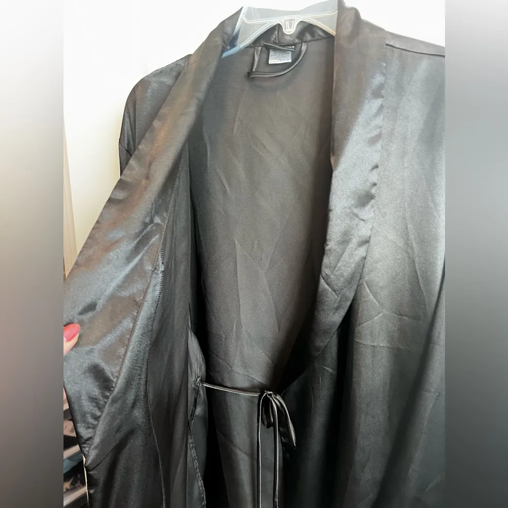 Fredericks of Hollywood super sexy satin robe size L/XL - Image 9