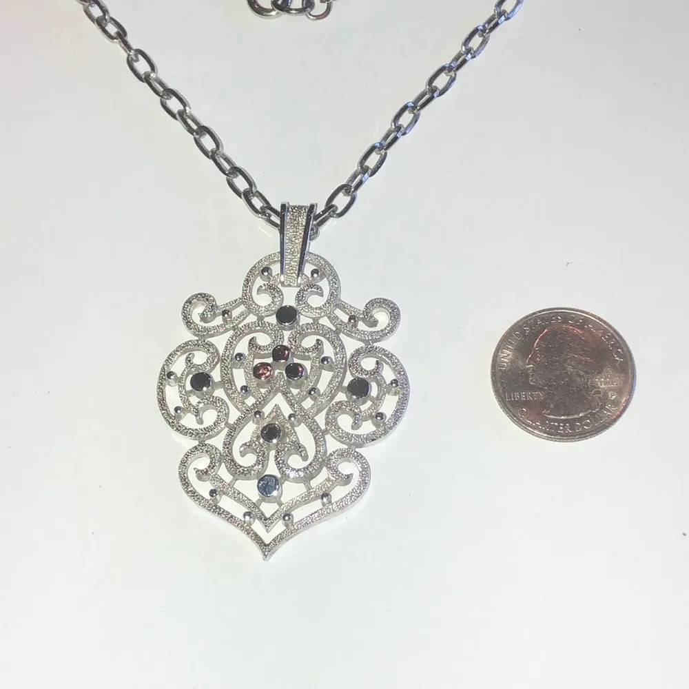 Trifari Crown Silver Tone Vintage Cutout Pendant Boho Statement Necklace - Image 3