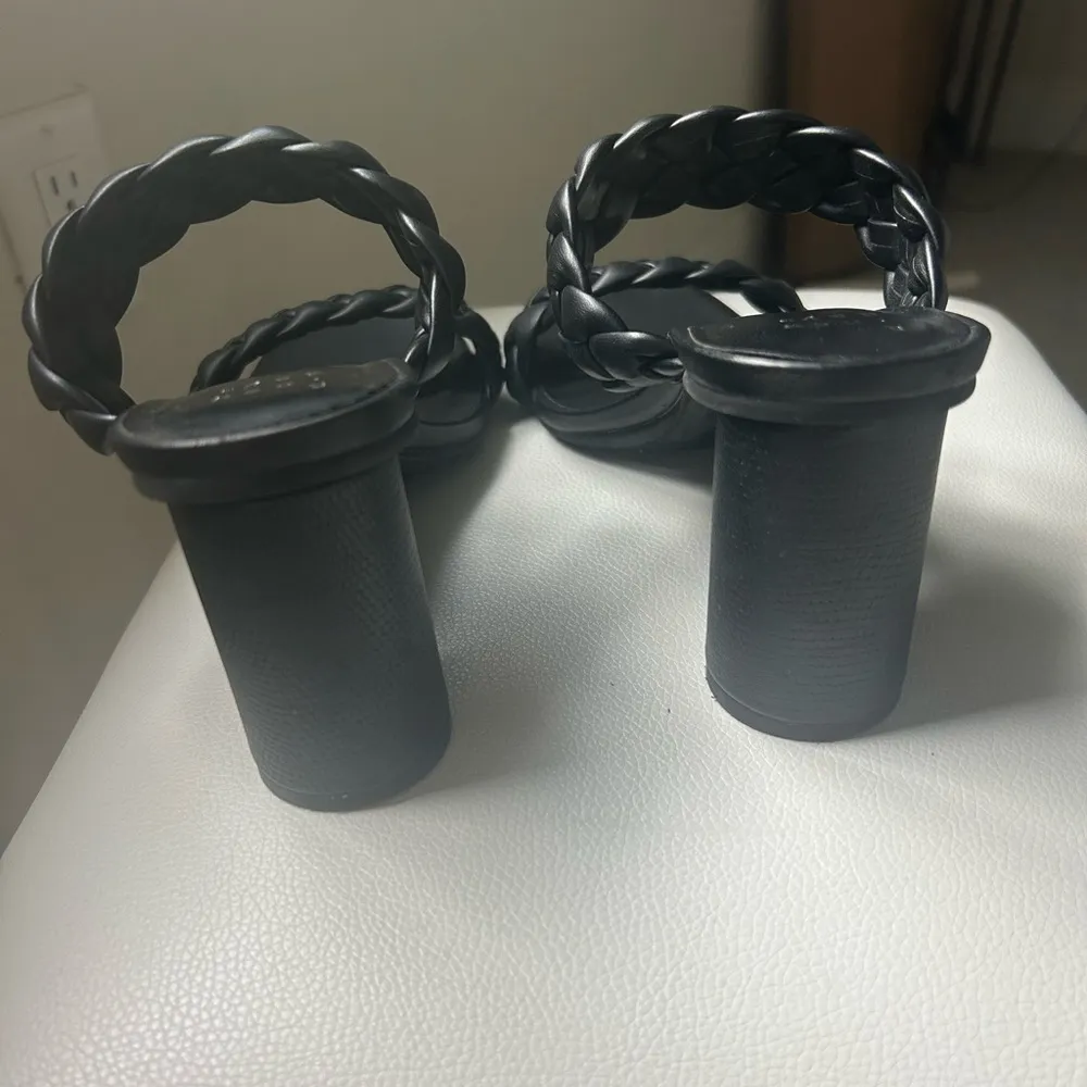 New Women's Heeled Sandals A
New Day -Basil Black size 7 - Image 4