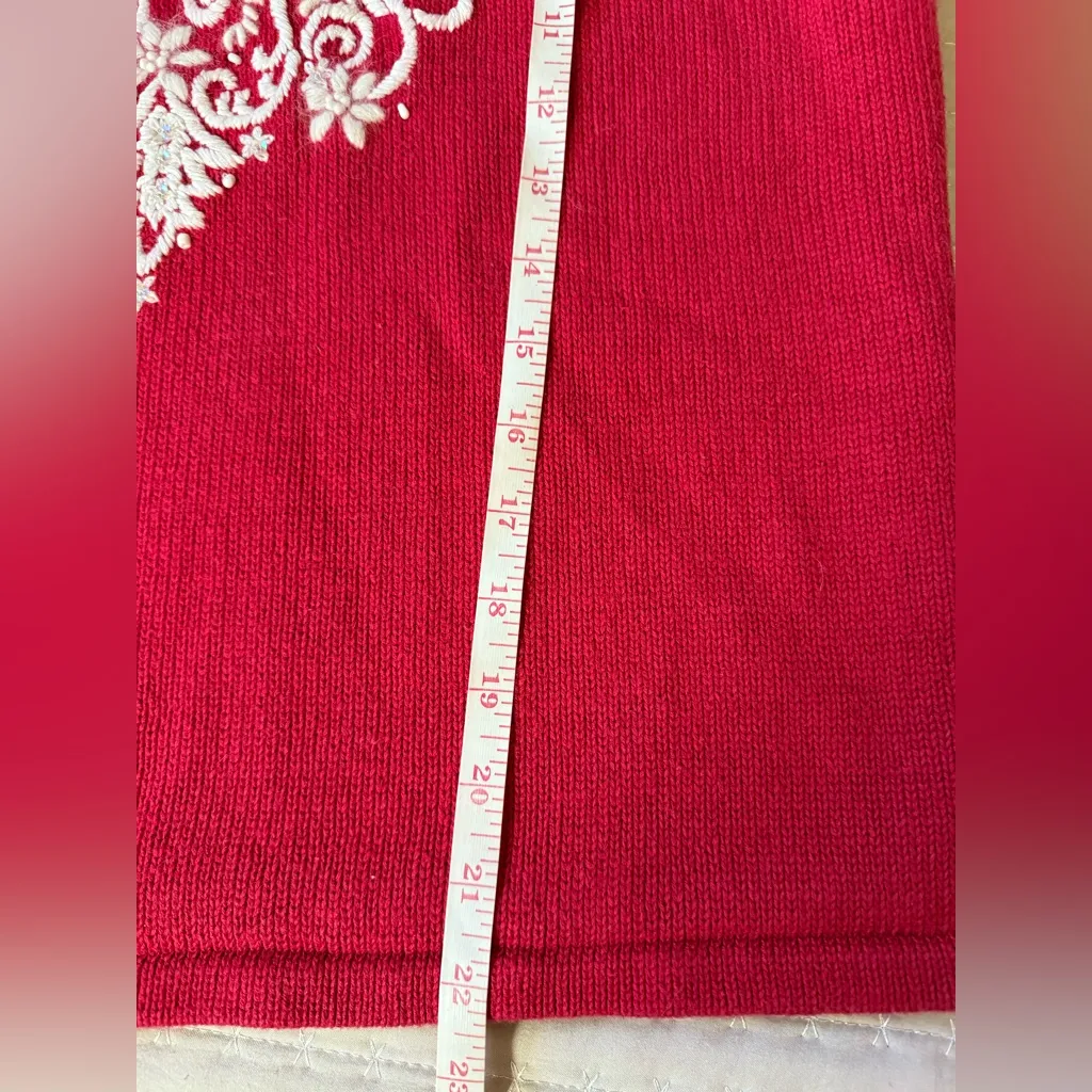 Vintage NorthStyle red Snowflake sweater. Size L - Image 6