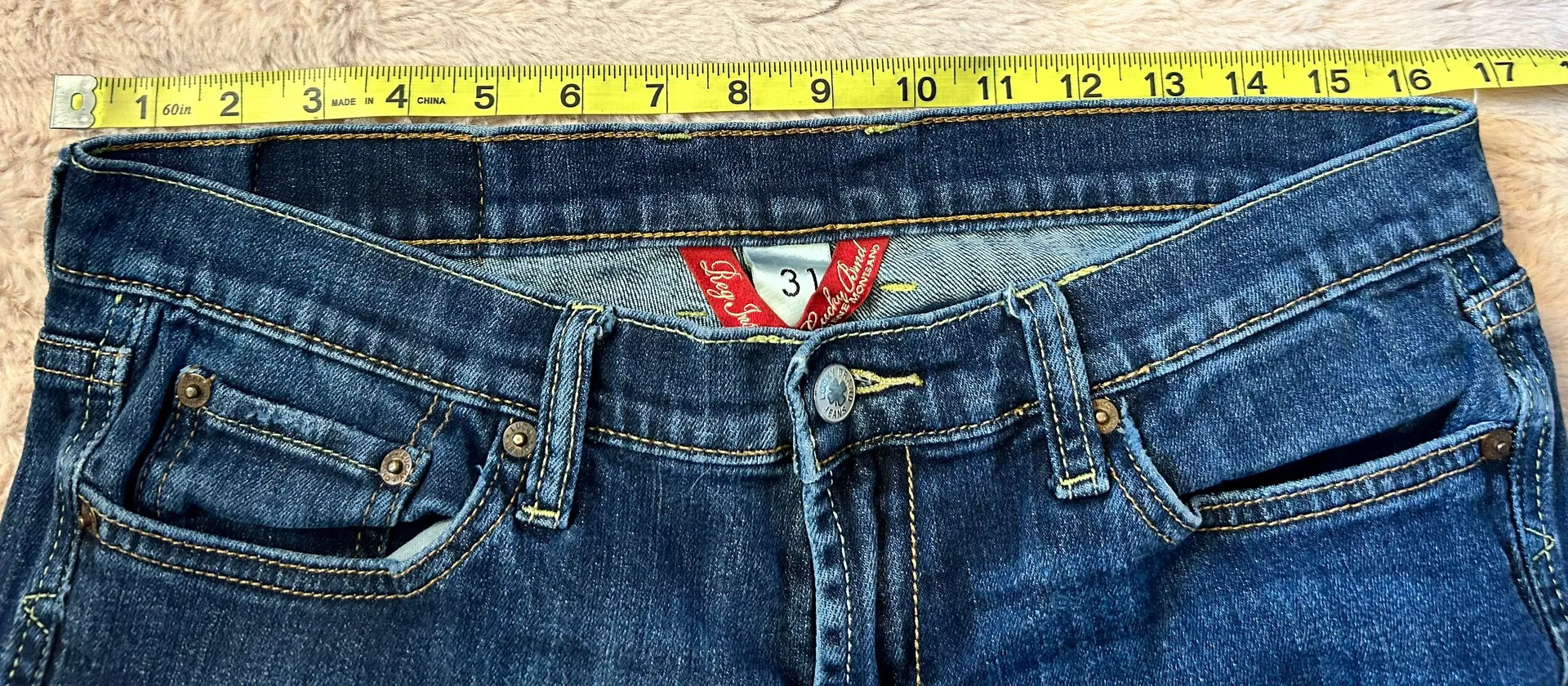 Size 31  Jeans - Image 3
