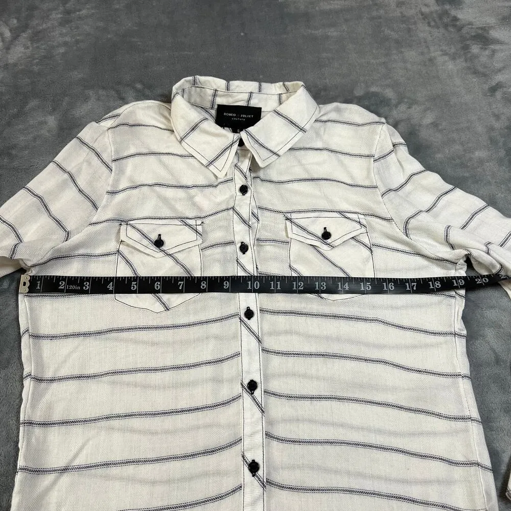 Romeo & Juliet Couture Stripe Lightweight Button Up Shirt Size Small NEW Coastal - Image 6
