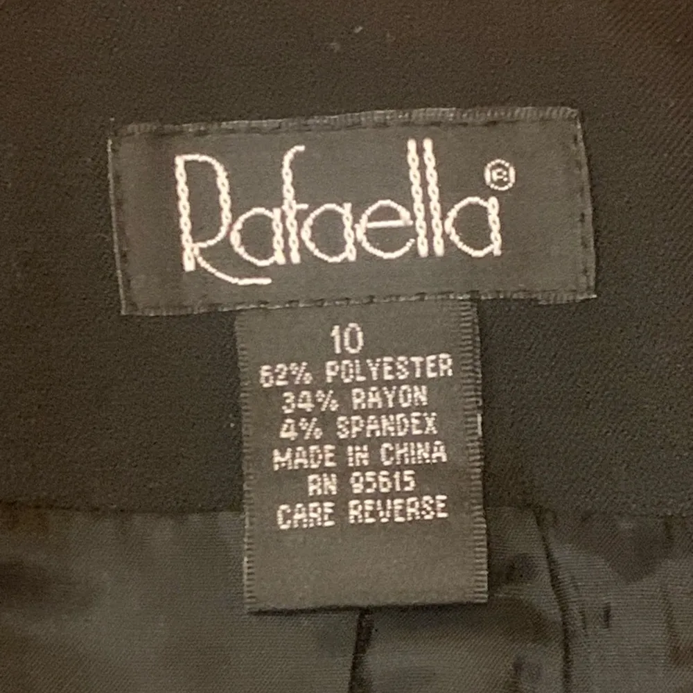 Rafaella blazer size 10 Black jacket 2 button Pockets thin shoulder pads - Image 2