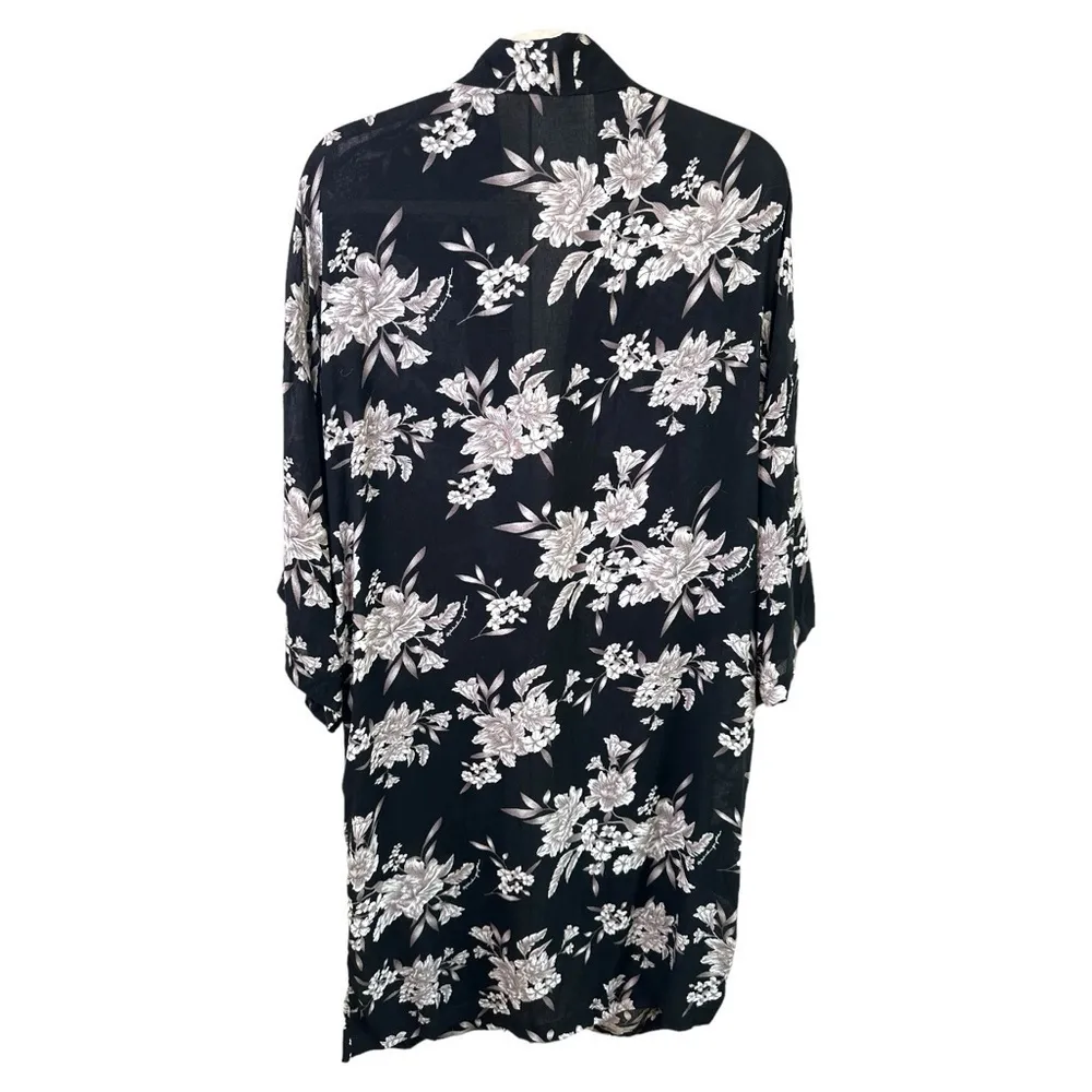 Spiritual Gangster Robe Womens L Kimono Black Floral Tie Front Lightweight Rayon - Image 2