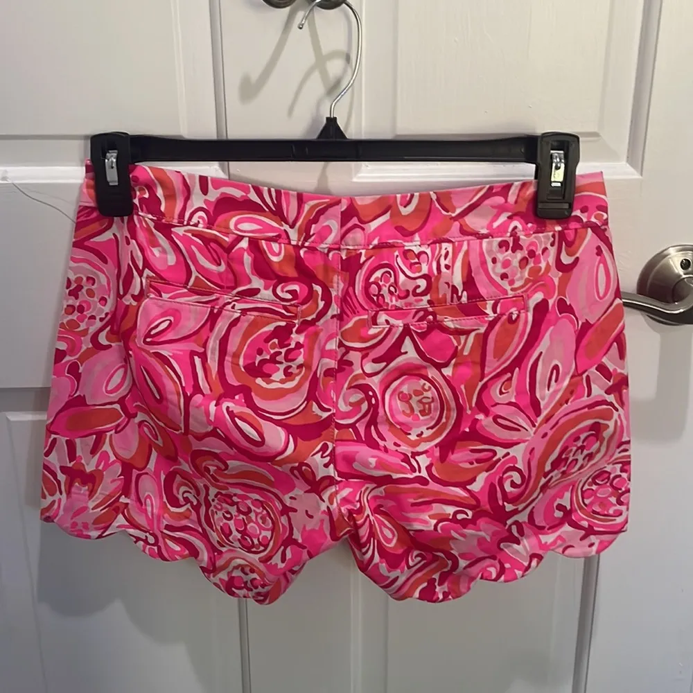 Lilly Pulitzer The Buttercup Short Scalloped size 0 EUC 🥰 - Image 2