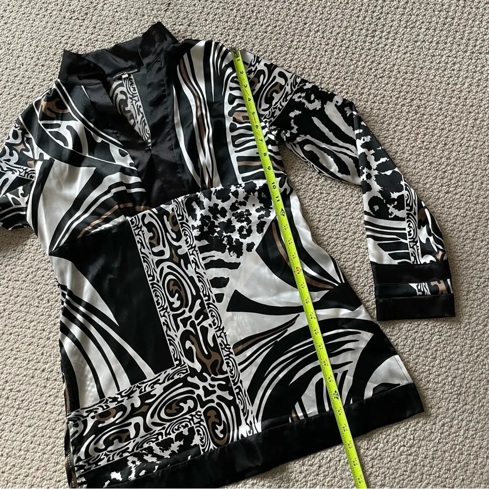 Satin Tribal Animal Print Long Sleeve Tunic Blouse Medium Black - Image 6