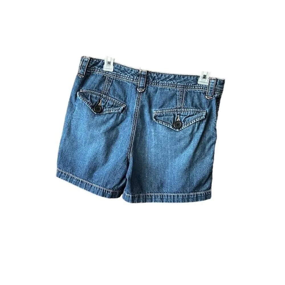Ralph Lauren Polo Jean Denim pleated front shorts. Size 6 Blue - Image 2