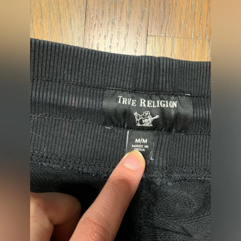 True religion medium black sweatpants - Image 4