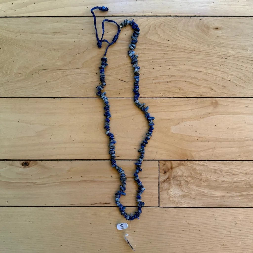 Free People Single strand Beaded Necklace NWT Navy - Image 4