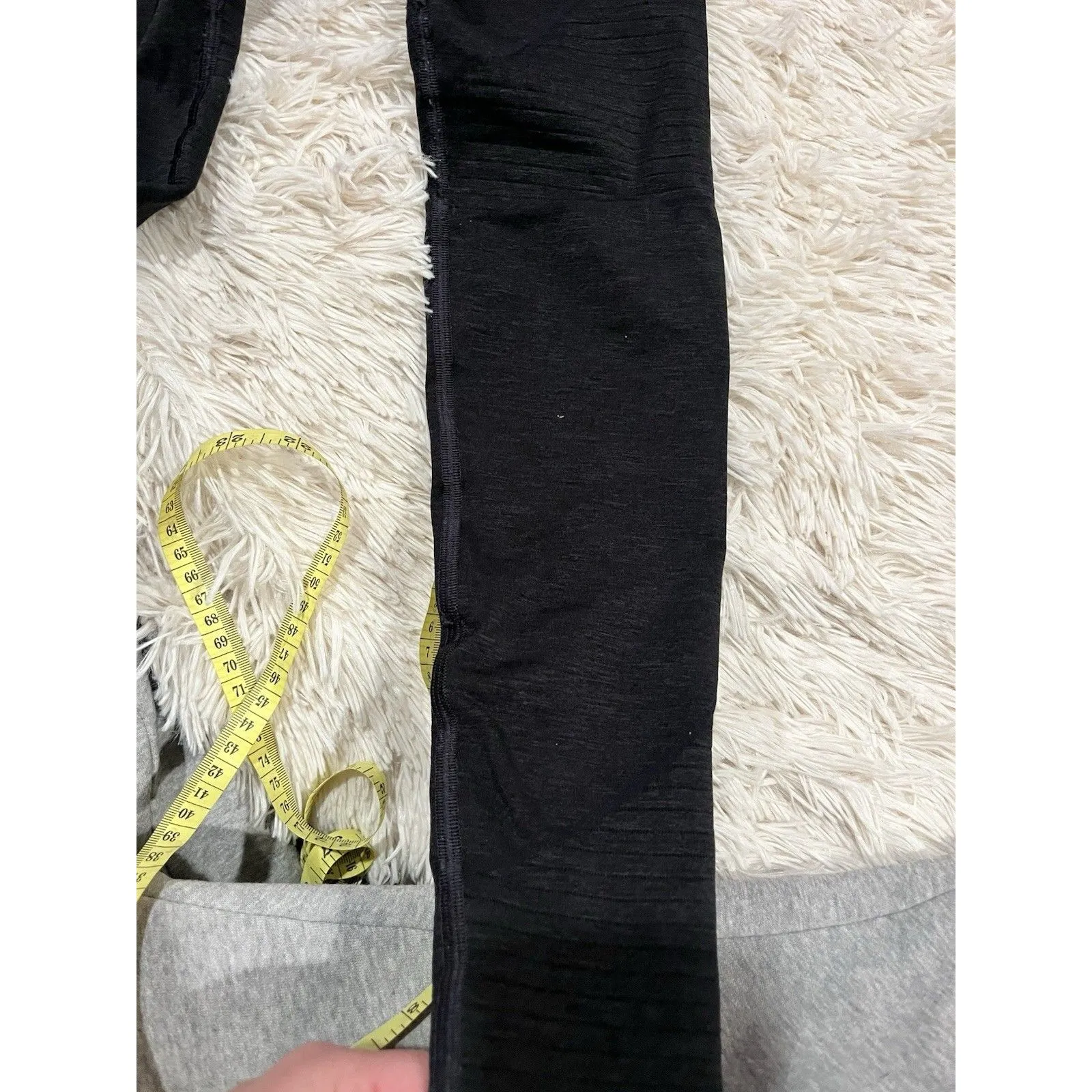 Alphalete Sports Leggings Size S Butt Scrunch Seamless Front Seam Dark Gray - Image 6