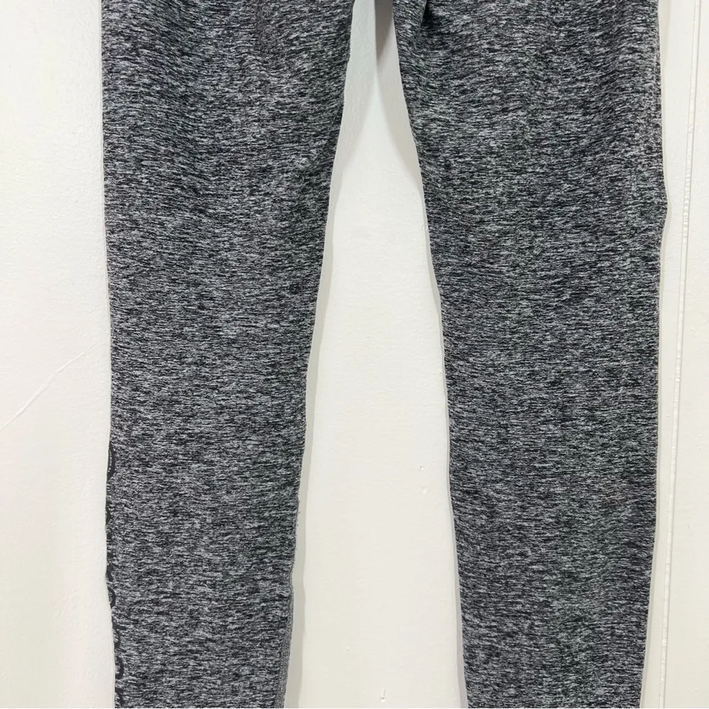 Beyond Yoga X Pure Barre Grey Heathered Space Dye Leggings - Image 10