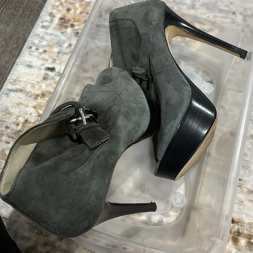 MICHAEL Michael Kors Gray Suede Open Toe Bootie - Image 9