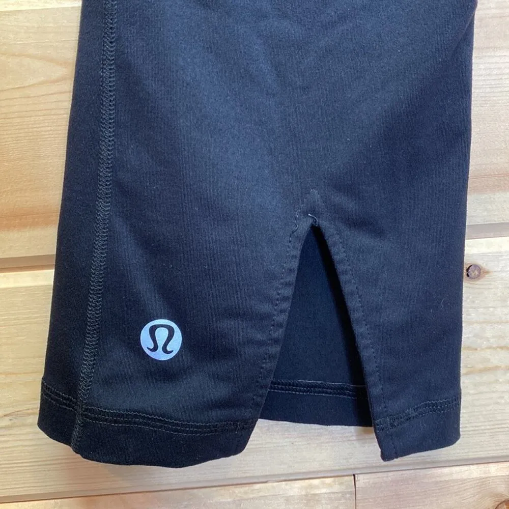 Lululemon Vintage Black Split Hem Crop Leggings Size Medium - Image 4