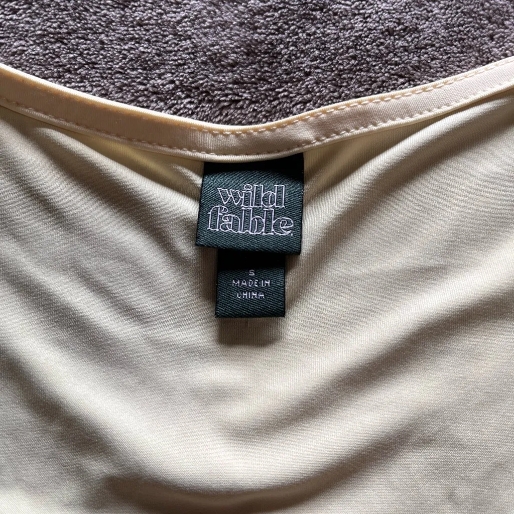 Cottage Core Yellow Lace Trim Keyhole Tie Flowy Women’s Tank Top Sz S NWOT - Image 4