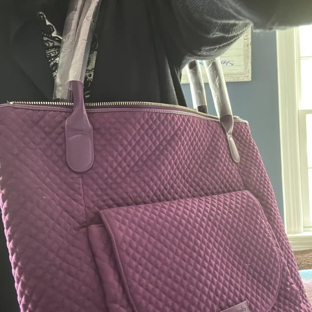 Vera Bradley large tote Quilted Gloxinia purple nwt large fits everything books - Image 4