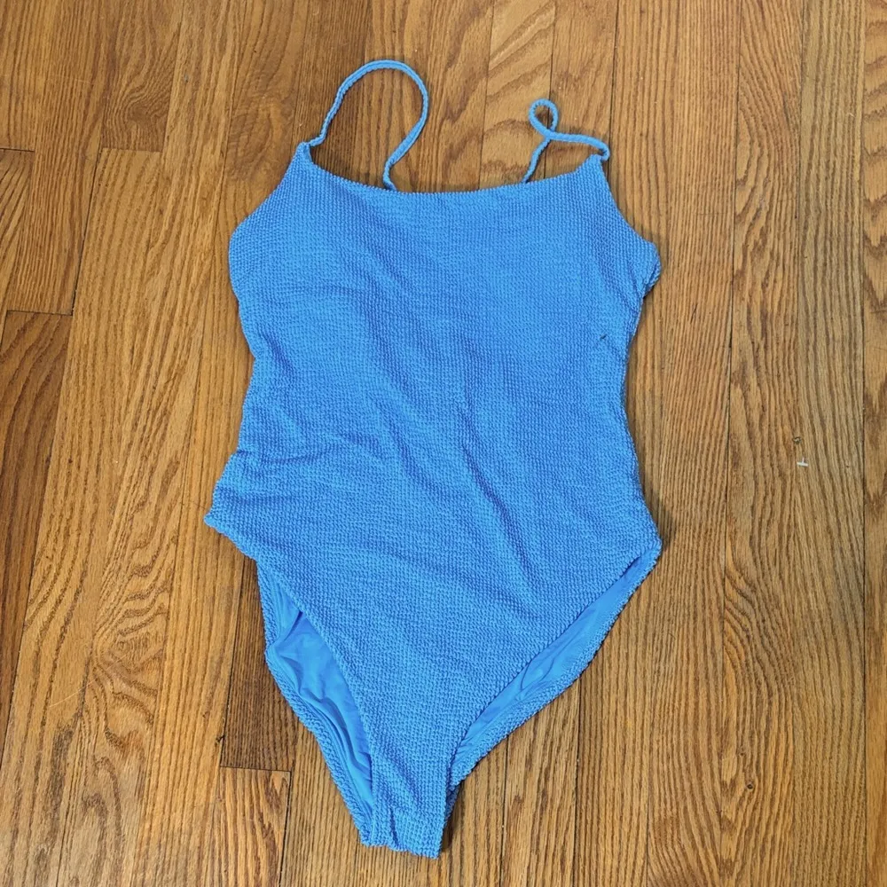 Andie The Fiji One Piece Swimsuit Seersucker‎ Felicia Blue S  NWT - Image 3