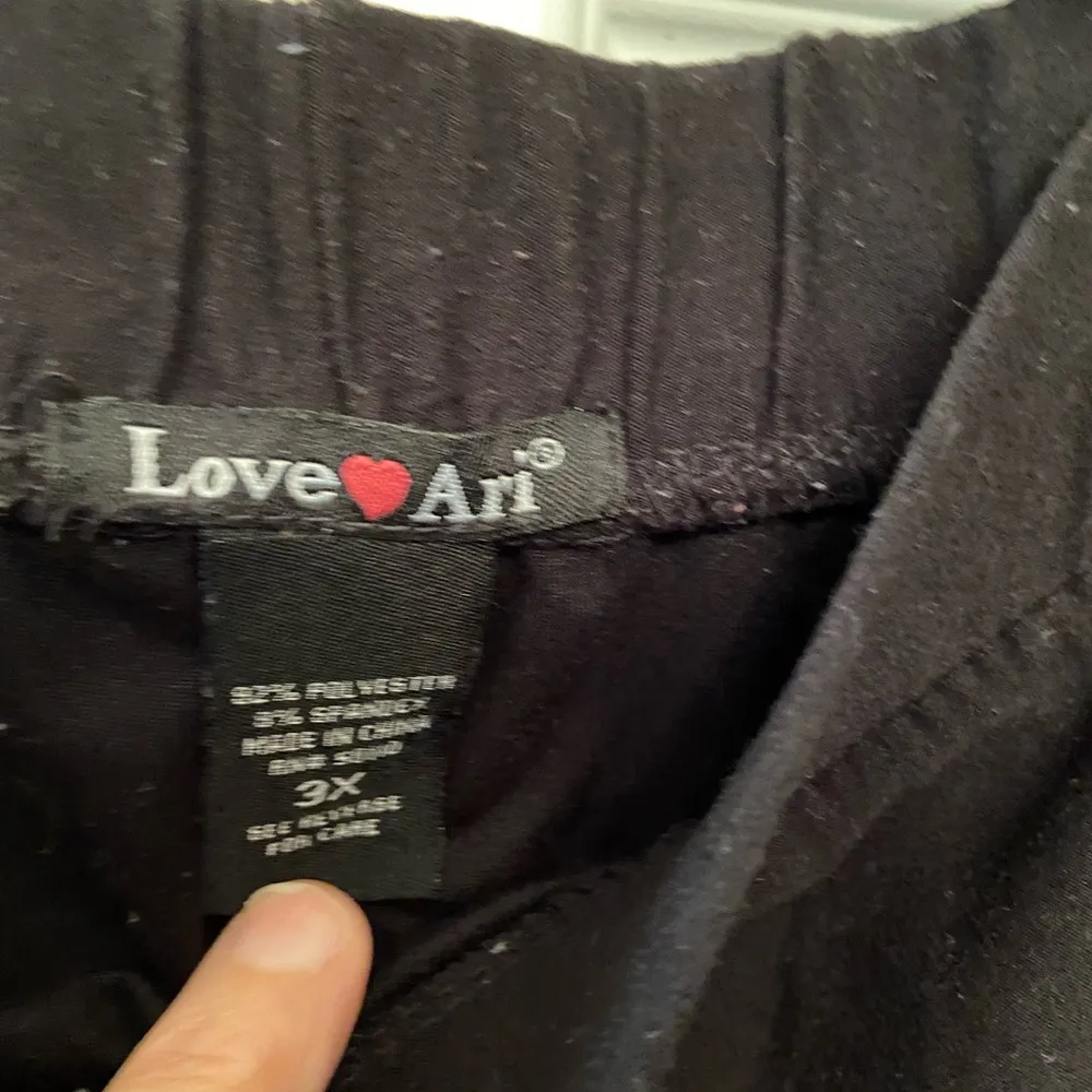 Love ❤️ Ari Black straight leg pants with mustard & White side stripes size 3X - Image 6