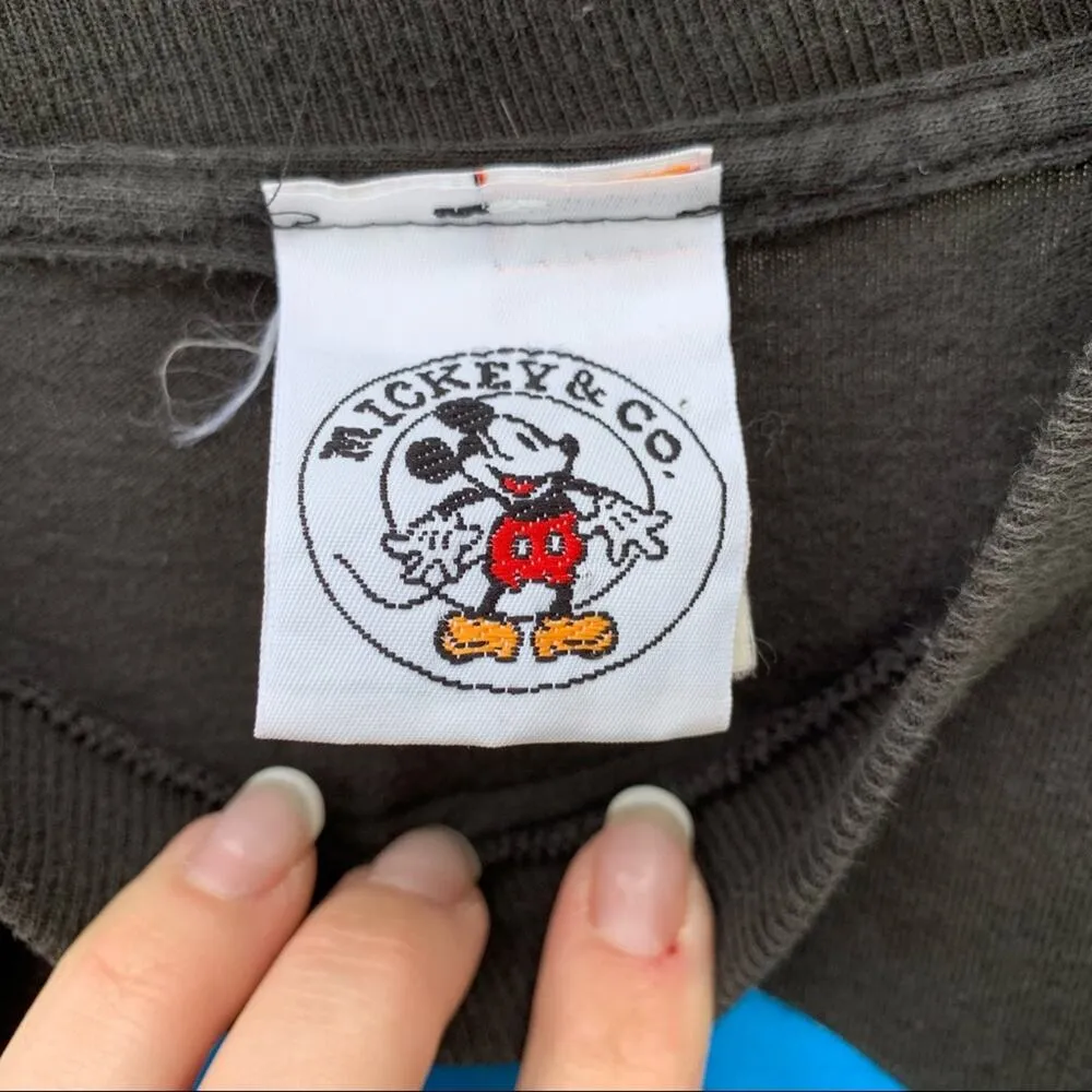 Vintage Disney Mickey and Company upside down Goofy black crop T-shirt 2X - Image 4